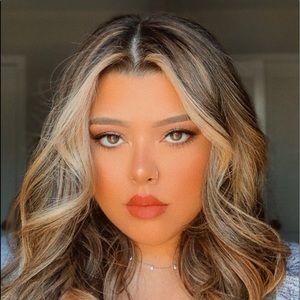 Meet your Posher, Bri